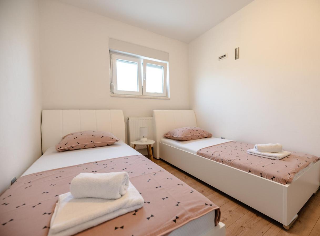 Apartments M Kozino Exterior photo